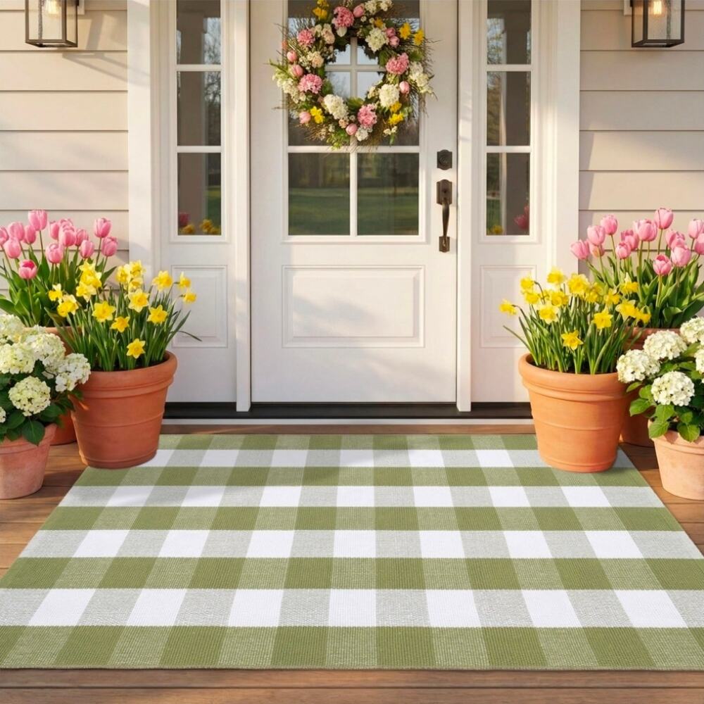 NIIKOOS Spring Green And White Buffalo Plaid 3' X 5' Entryway & Porch Decor Rug